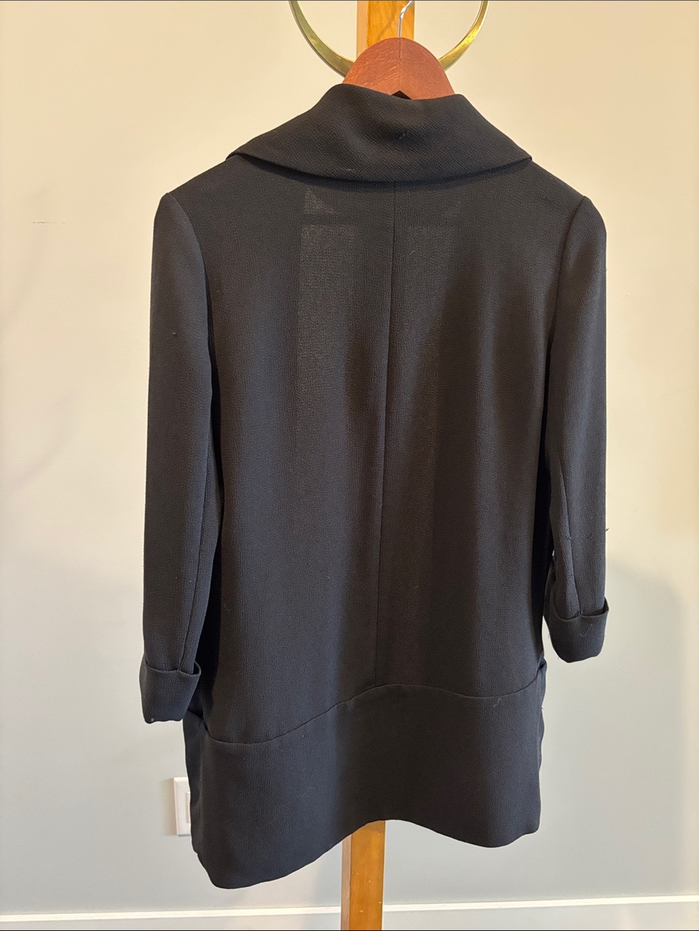 Aritzia Wilfred Chevalier Blazer Black Size Four - Picture 3 of 8